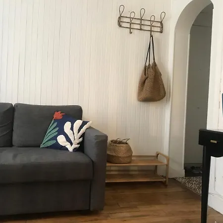 Appartamento Charming 3-room Apartment, Center *